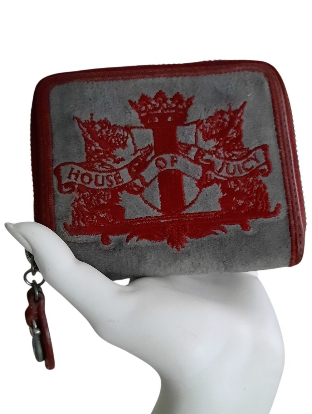 JUICY COUTURE Y2K Gray/Wine Embroidered Crest Velour Leather Zip Short Wallet